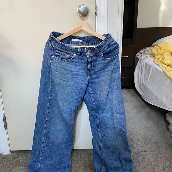 levis jeans - Picture 3 of 3